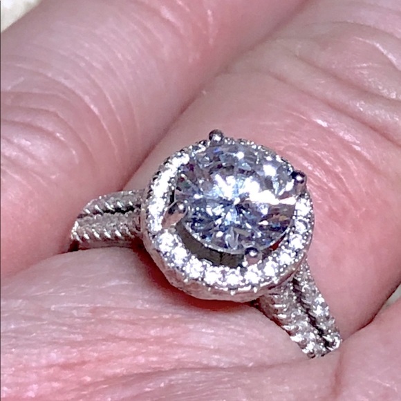 ๐จ50% off! Sterling Silver Engagement Ring 5A Excellent Ring! - Picture 8 of 16